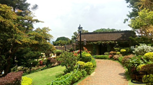 caleruega-church-at-mycupoftin-com-8