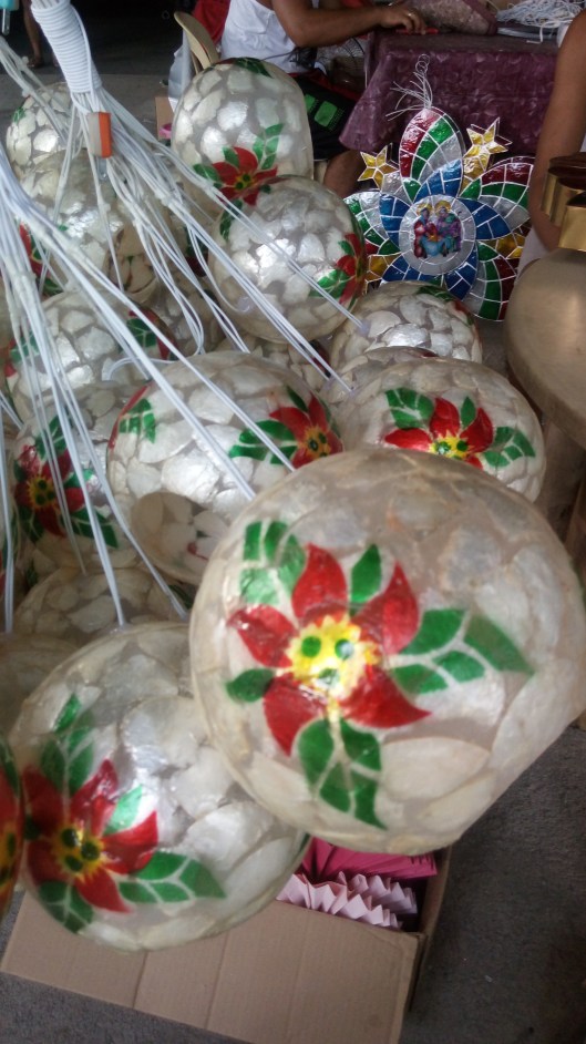 rolrens-christmas-lanterns-at-mycupoftin-com-8